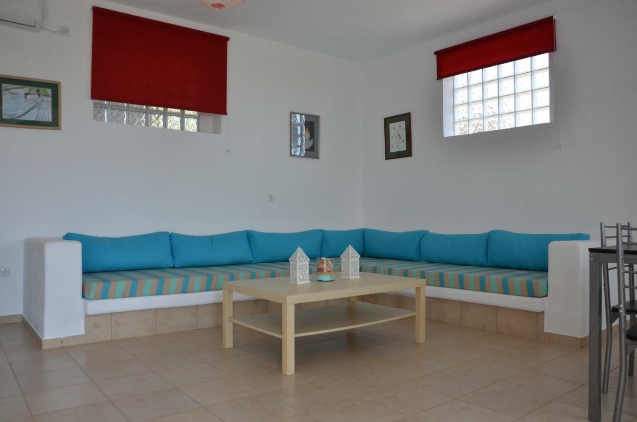 Helona Houses Kamária Екстериор снимка